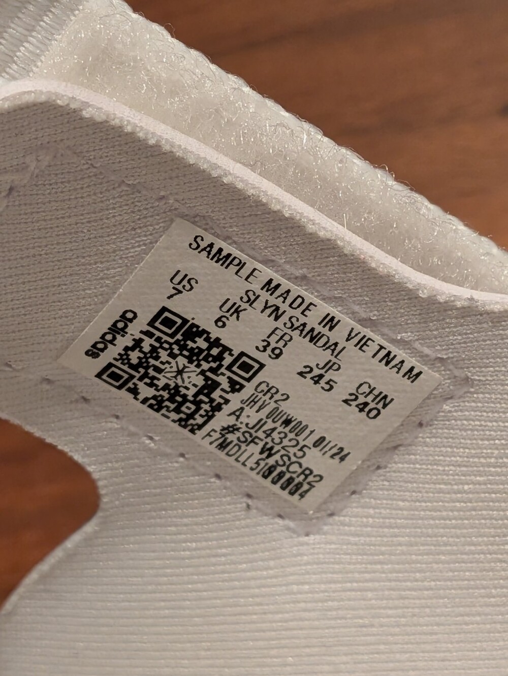 Adidas Slyn Sandals - Picture 5 of 5